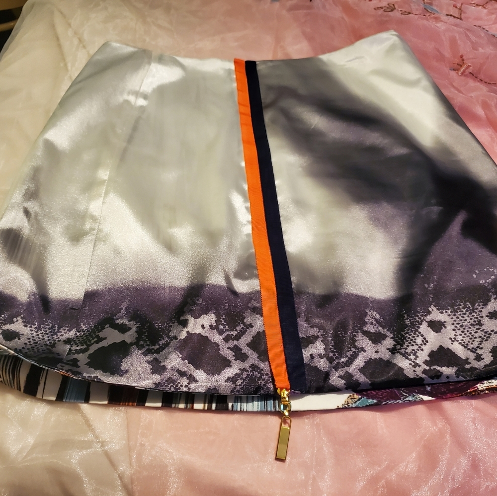 Elie Tahari Reversal Multi Colored Skirt